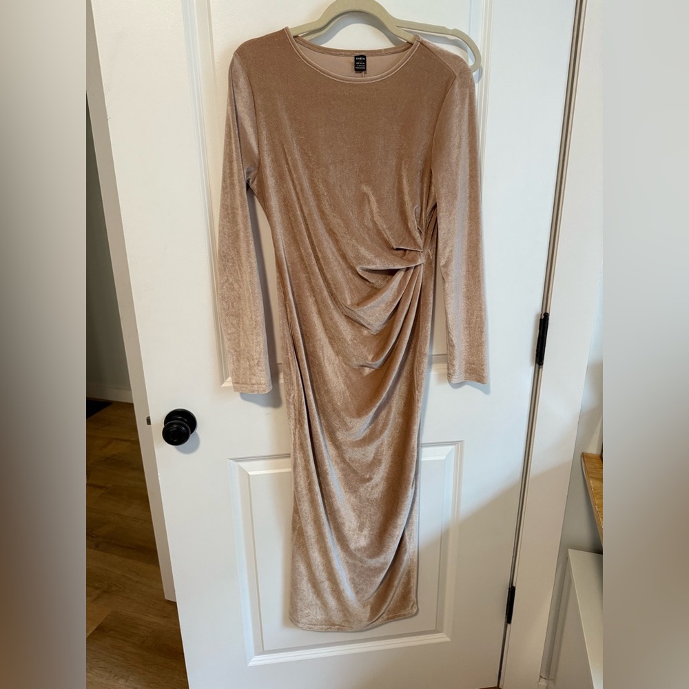Velvet bodycon dress